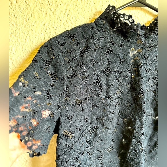Bebe Black Lace Top Size XS - Picture 2 of 4